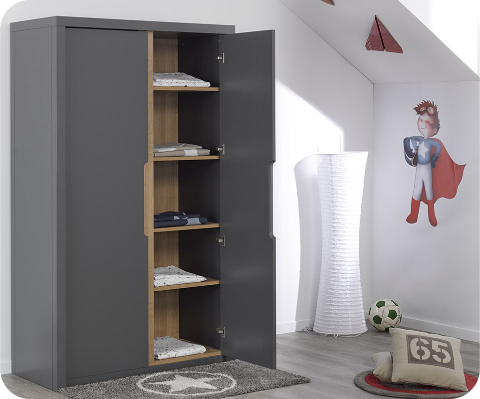 armoire de chambre grise