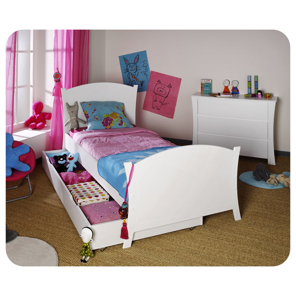 Chambre enfant Paco avec lit et commode  