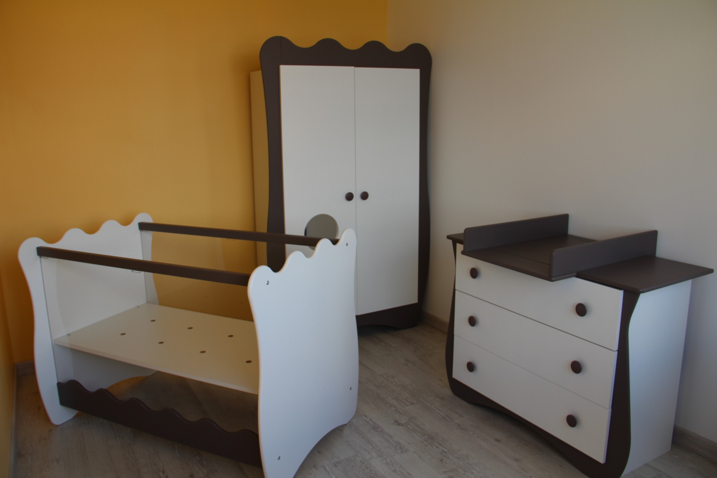Chambre jaune et taupe – lombards