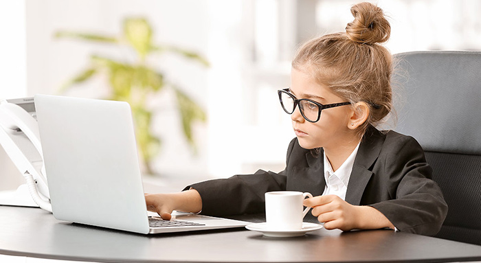 Comment créer un coin bureau dans une chambre d'enfant ?