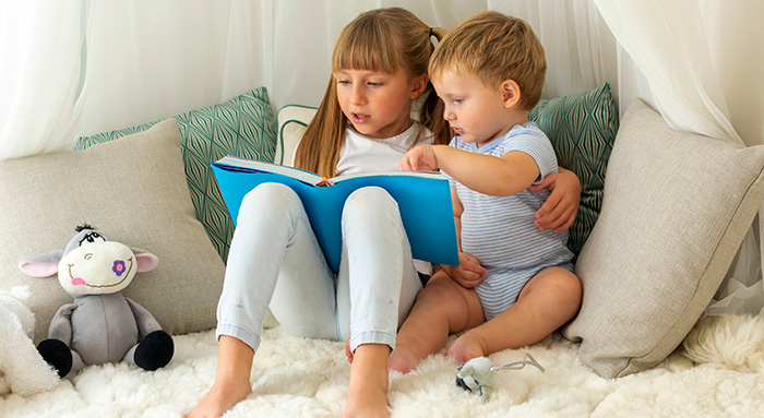 Comment aménager un coin lecture dans une chambre enfant ? 