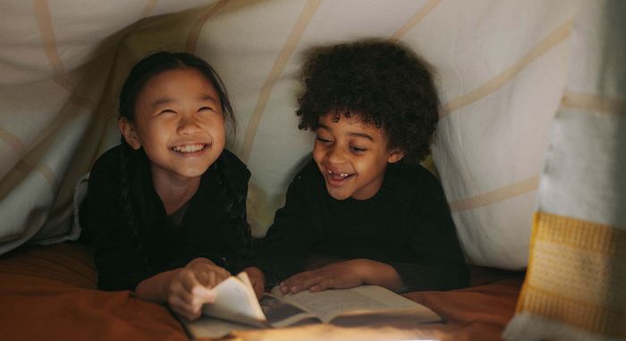 Comment aménager un coin lecture dans une chambre enfant ? 