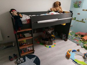 Le lit enfant mi hauteur Spark Gris Anthracite et Hêtrte