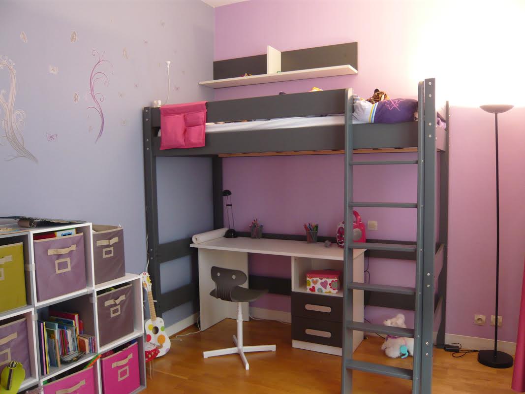 Le Lit Mezzanine Clay Gris et la Collection Planet