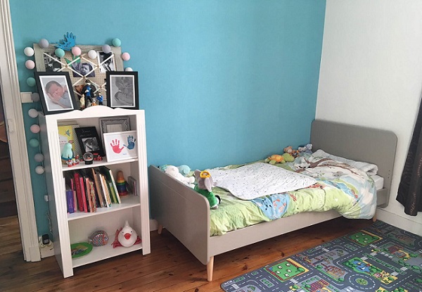 Le lit enfant Willow lin avec pieds