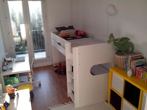 Le lit enfant mi hauteur Spark blanc 