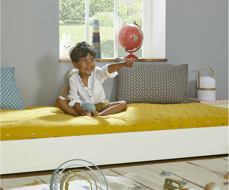 Lit enfant empilable Happy blanc, enfant de 3 ans 