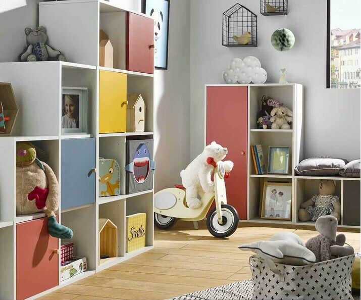 BIBLIOTHEQUE ETAGERES PORTES BATTANTES NOMBREUSES FINITIONS RANGEMENT