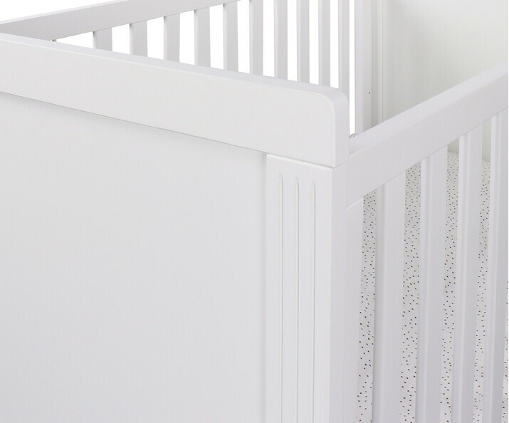 Détail du lit bébé évolutif Roma