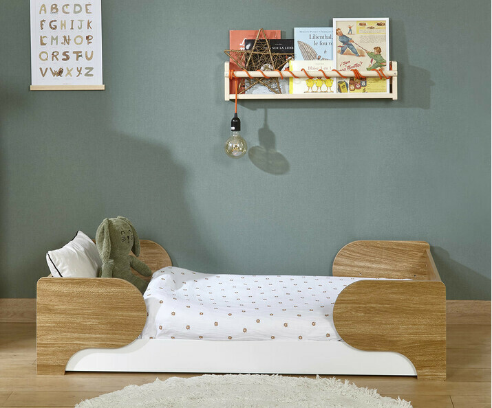 Petit Lit Enfant Evolutif avec Matelas Palfi, 70x140cm. 2 hauteurs