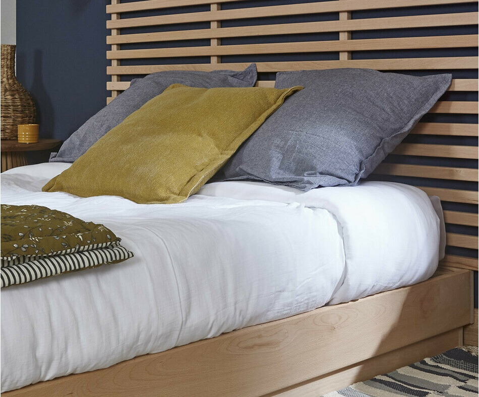 Détail du lit ado Hino en bois massif