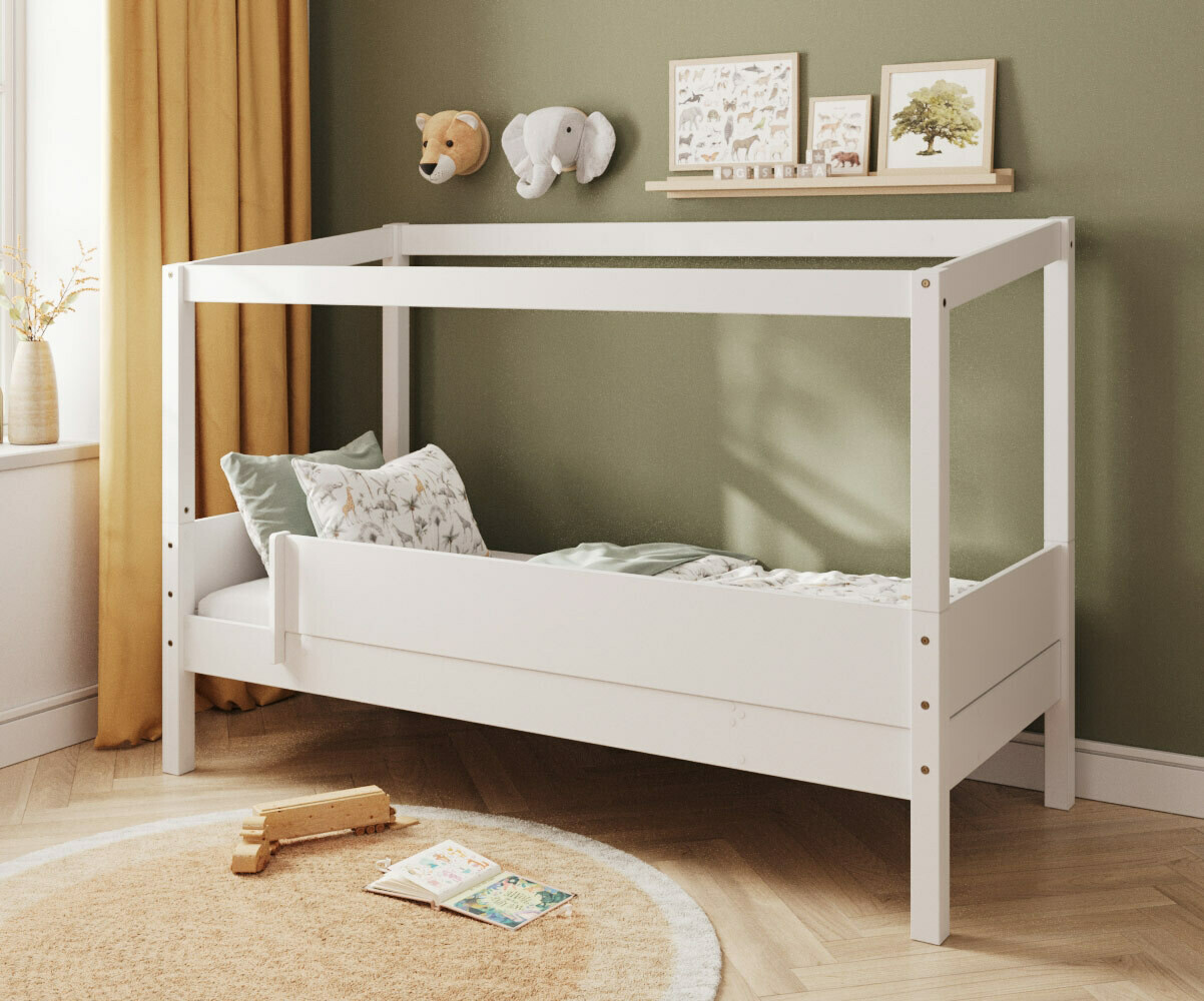 PROMO ! Lit cabane enfant avec barrière et matelas Combeebed Blanc 90x200 cm Sans caches sommier Sans toit et porte 1 barrière Matelas Norway 13 cm