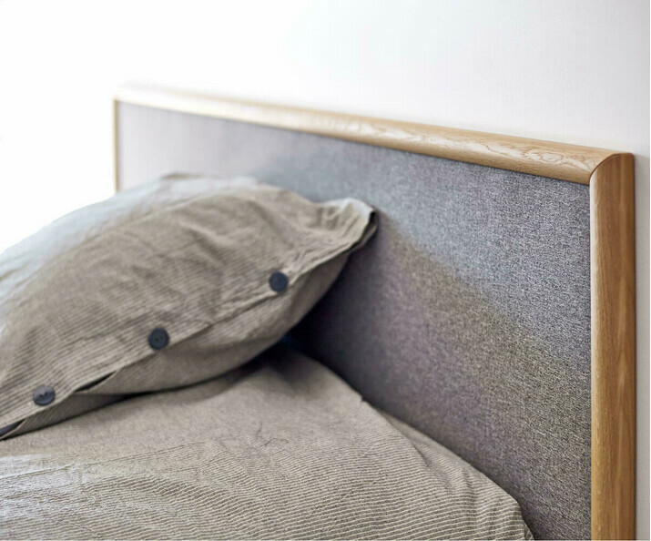 Tête de lit en tissus gris