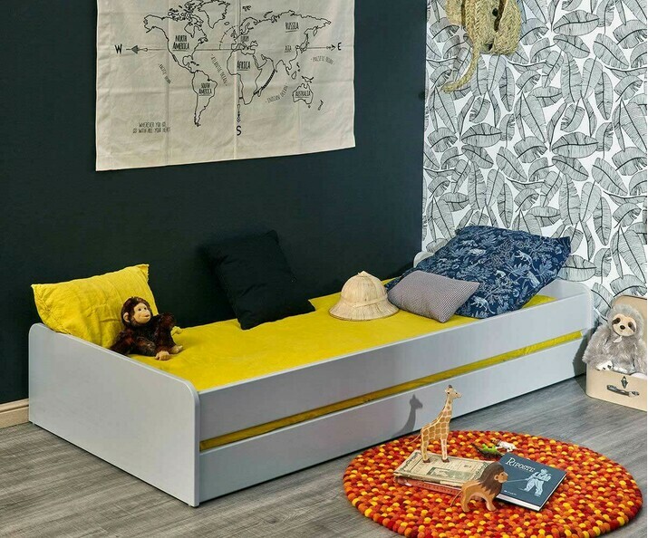 Lit enfant couchage bas avec barrire de lit