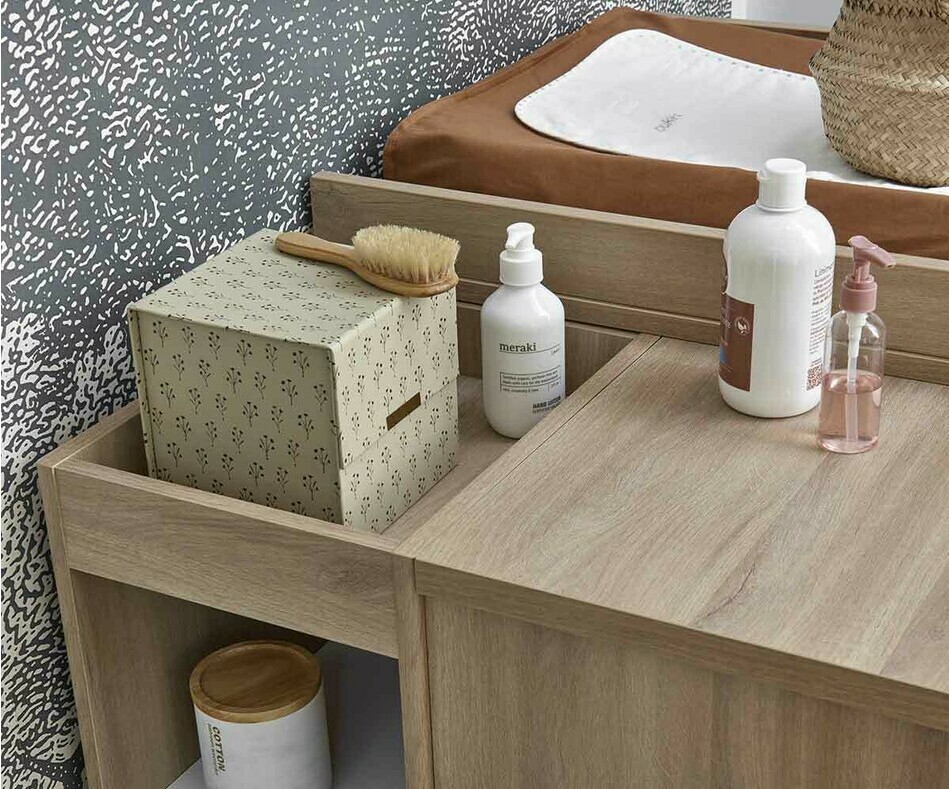 Bibliothque et commode bb Lili