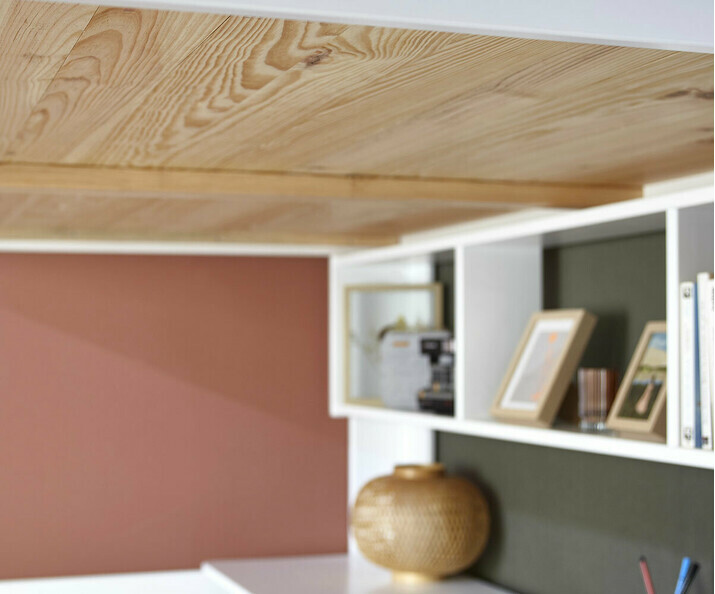 Dtail sommier lit mezzanine ado Naolo bois, plancher parquet maritime. Etagre en option