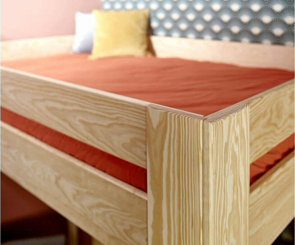 Dtail du lit mezzanine enfant double Naolo bois naturel