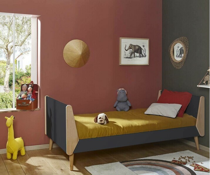 Lit enfant avec pieds, sommier et matelas - Kolmio