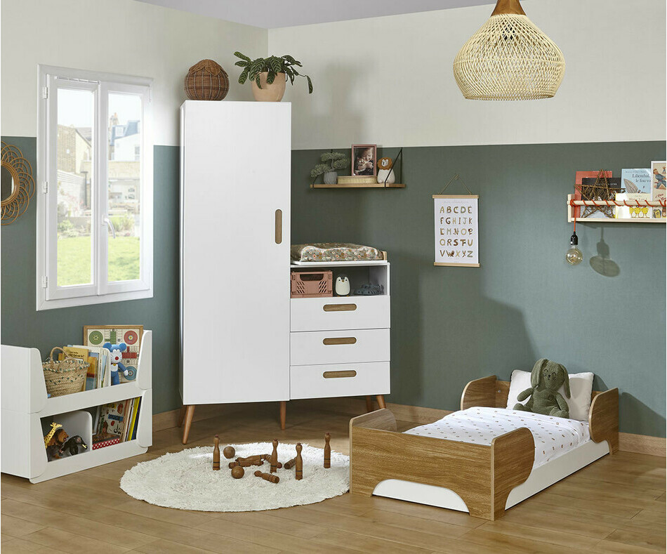 Petit lit enfant volutif Palfi en version basse avec armoire en option