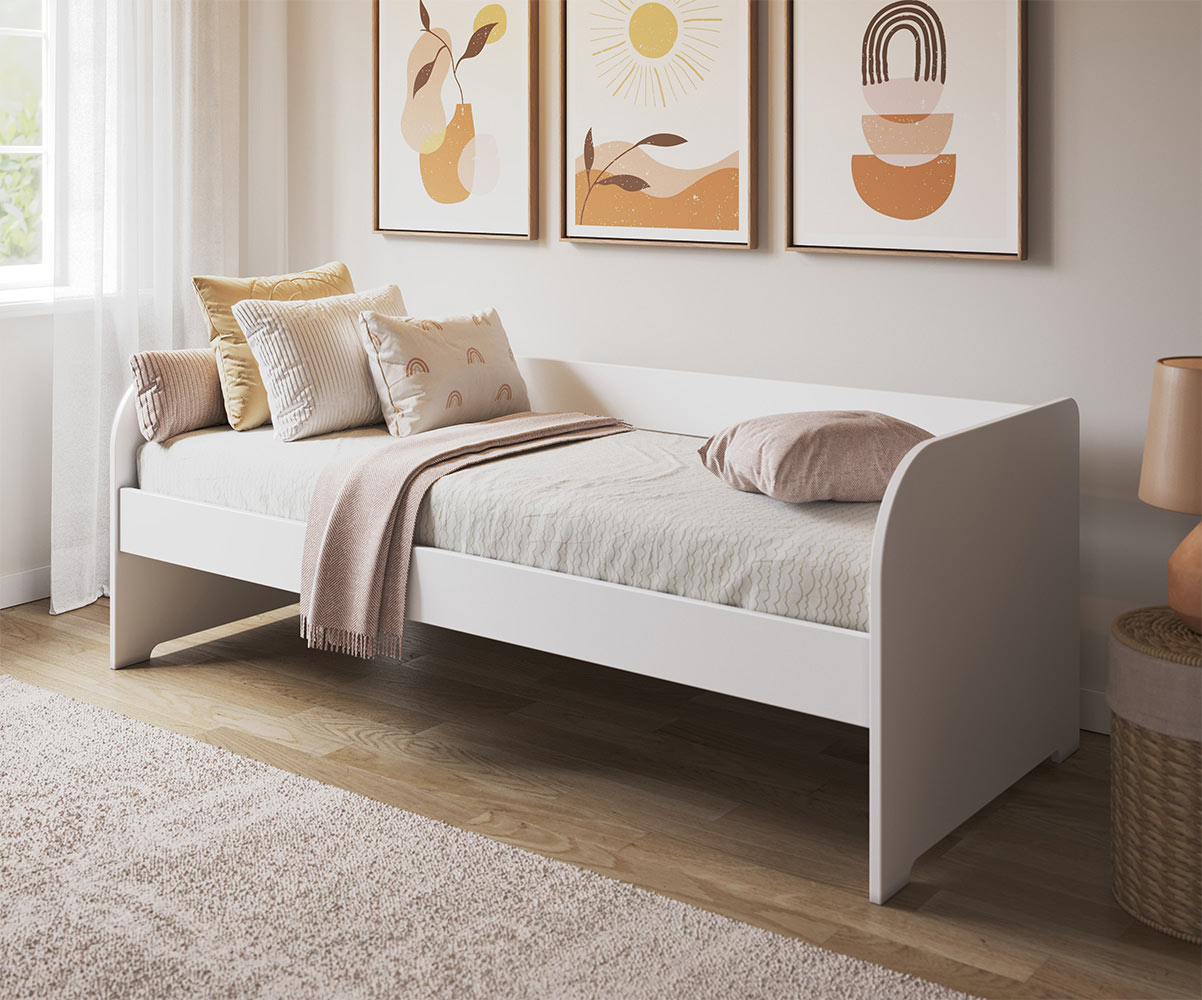 Lit adulte avec matelas en option Bali blanc et sommier à lattes massives Lit adulte avec matelas en option Bali blanc et sommier à lattes massives