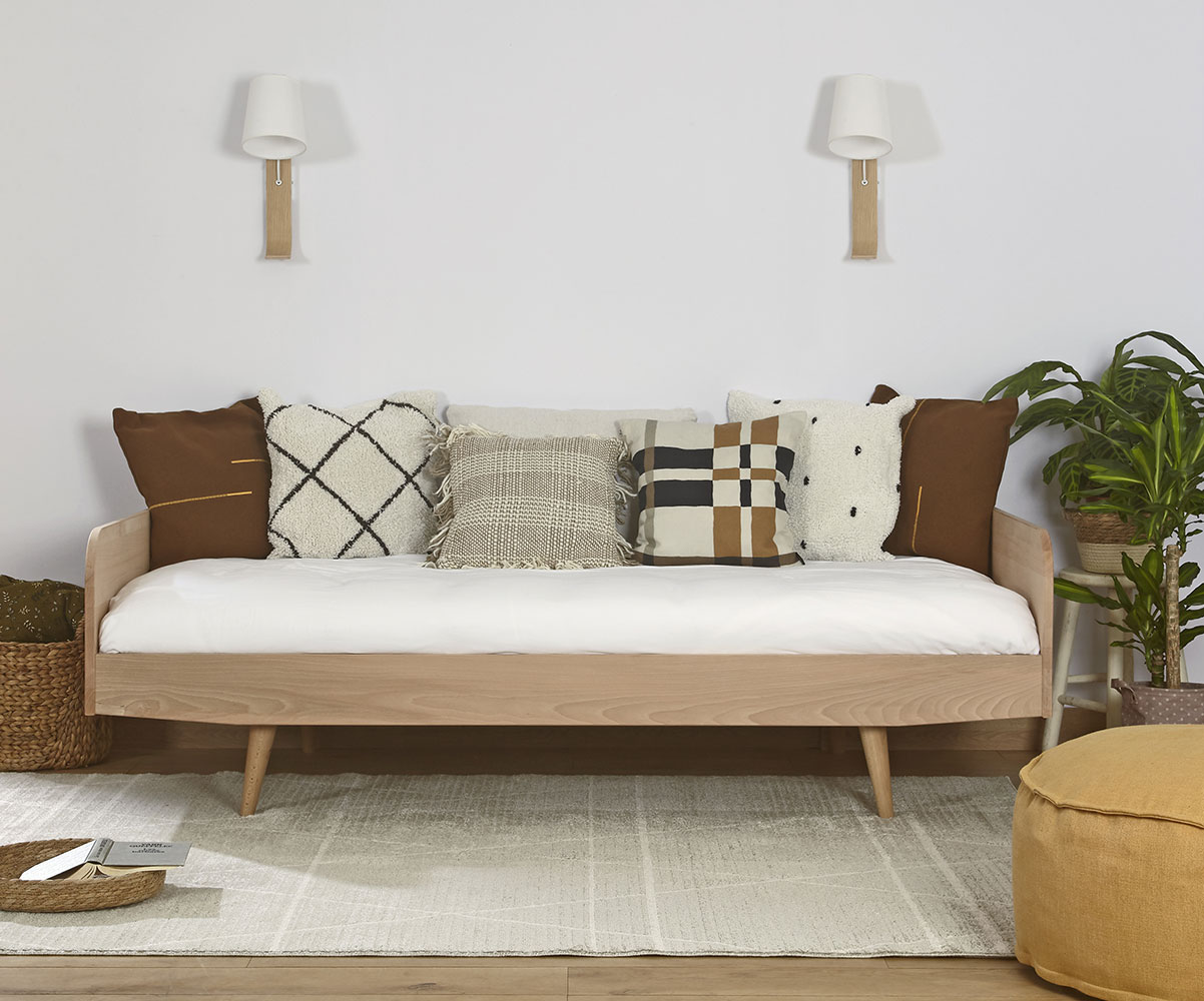 Lit Eden adulte h�tre massif dimension 90x190 avec matelas