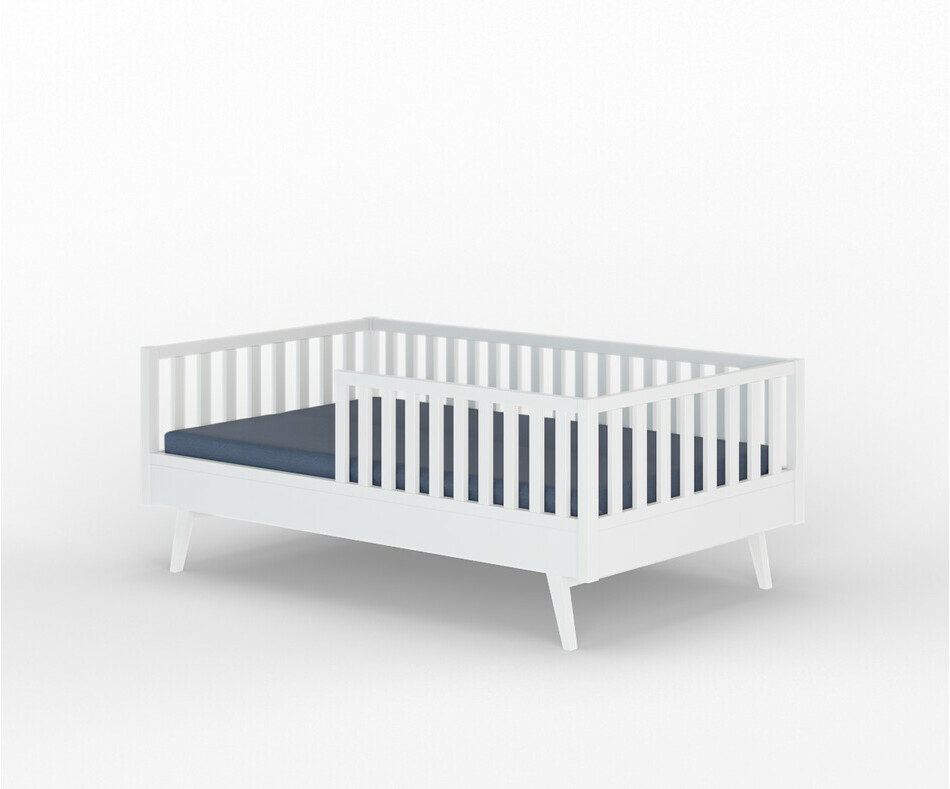 Lit enfant Montessori Capao avec pieds vue de 3/4 avec matelas blanc