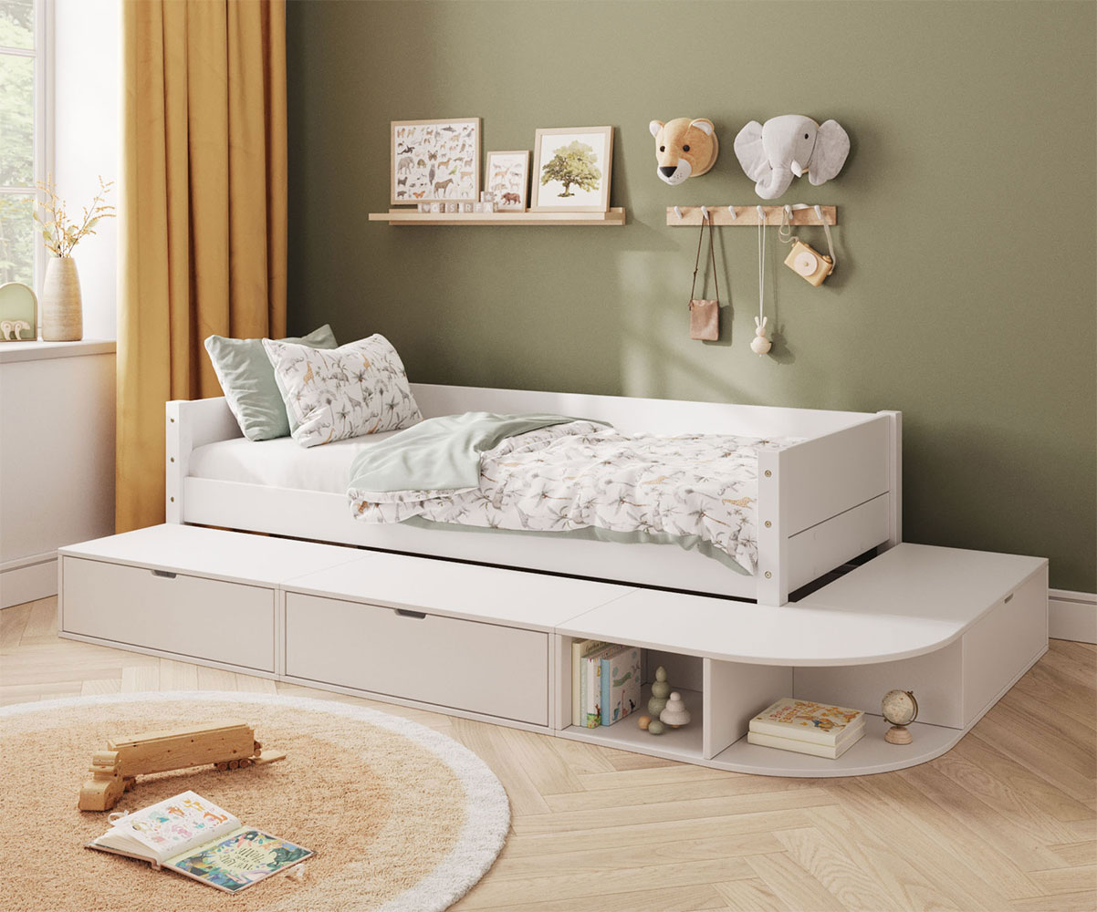 Lit banquette Combeebed blanc avec estrade de rangement