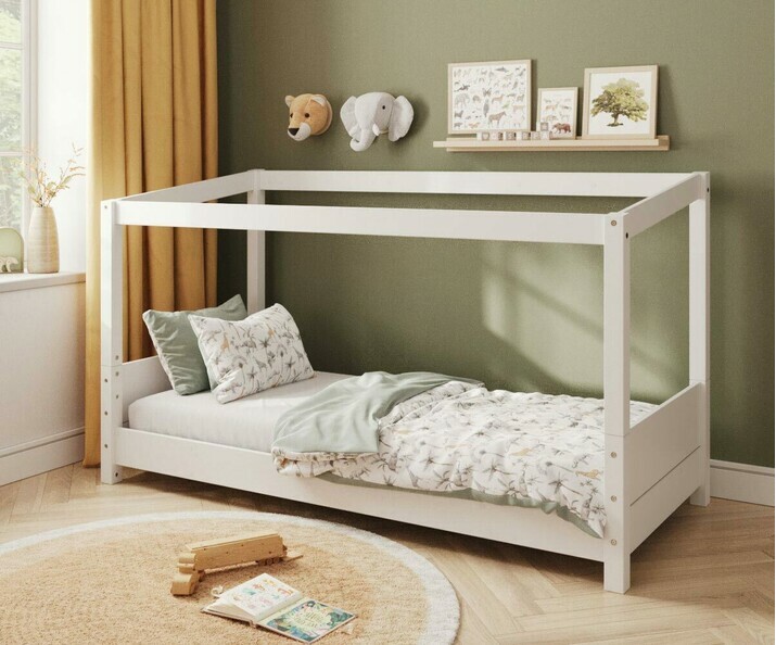 Lit blanc Combeebed Montessori avec structure cabane 