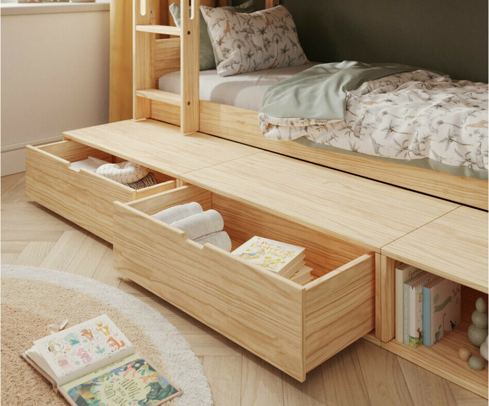 Zoom sur l'estrade de rangement bois