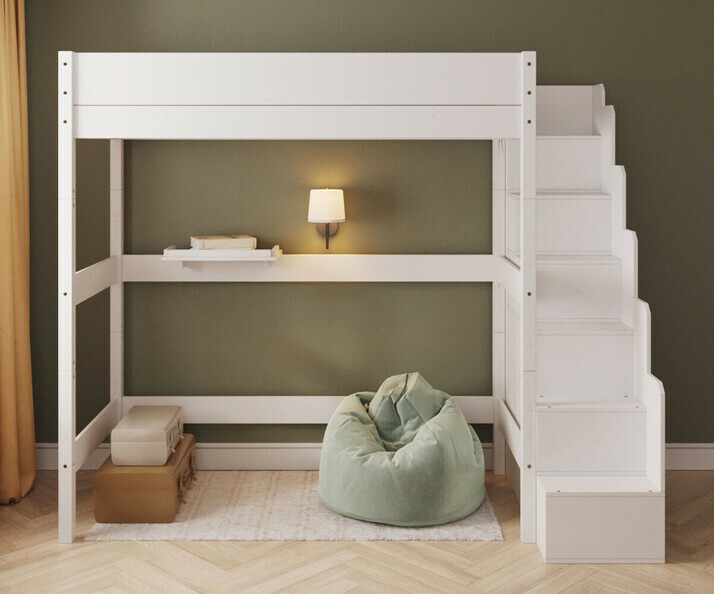 Lit mezzanine XL blanc Combeebed avec escalier - vue de face + matelas Lit mezzanine XL blanc Combeebed avec escalier - vue de face + matelas