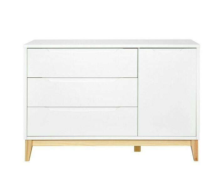 Vue de face de la commode Mora