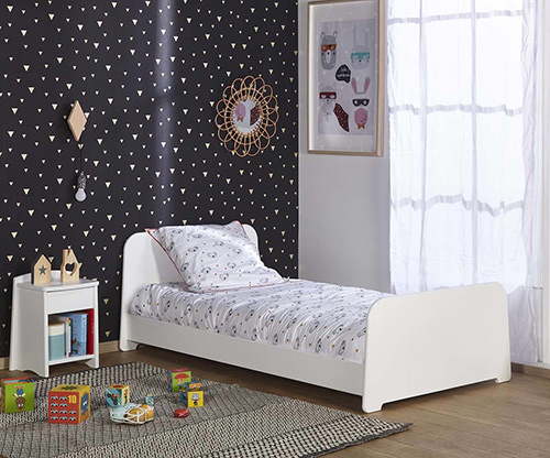 Chambre enfant avec tapis