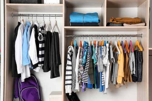 Rangement des vêtements enfant : 7 astuces pour optimiser l'espace